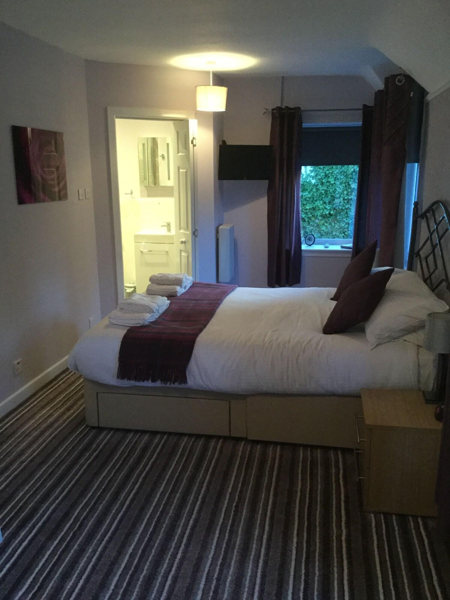 Oyo Inverour Guest House Gairlochy Ngoại thất bức ảnh