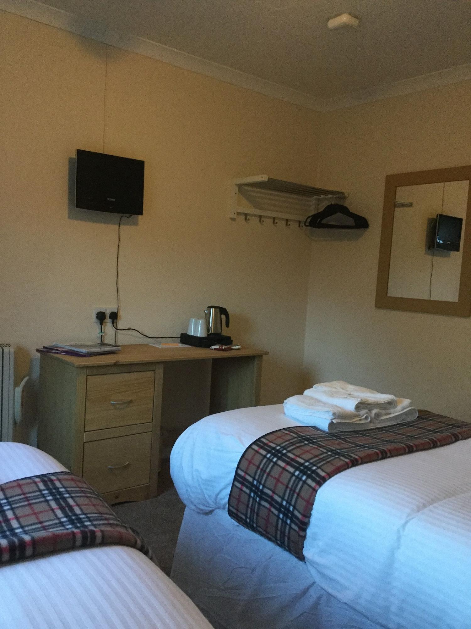 Oyo Inverour Guest House Gairlochy Ngoại thất bức ảnh