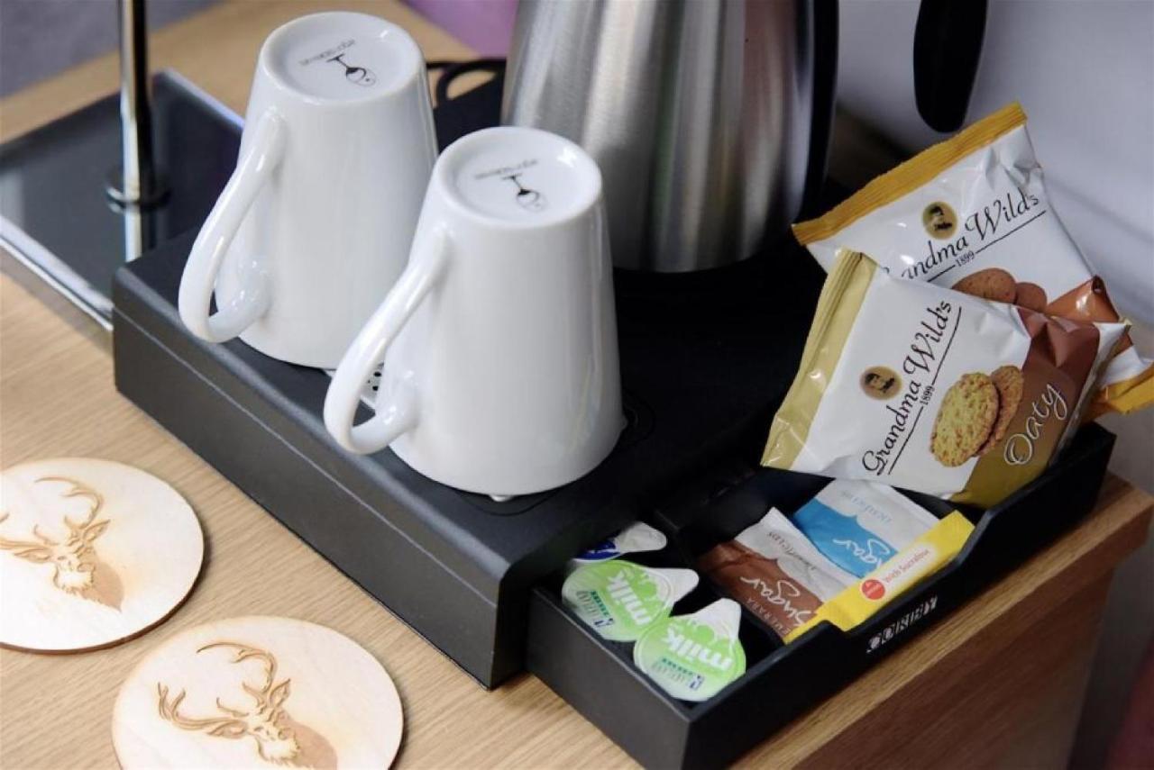 Oyo Inverour Guest House Gairlochy Ngoại thất bức ảnh